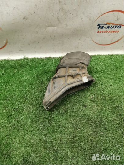 Воздухозаборник Ford Kuga 2 1.5L M9MD ecoboost