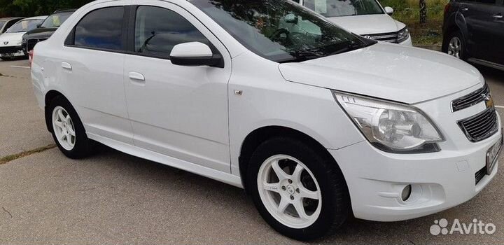 Накладки на пороги Шевролет Кобальт с 2011-н.в