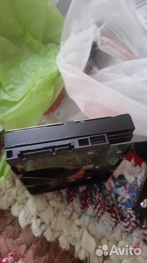 Жесткий диск, много