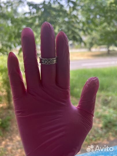 Серебряное кольцо