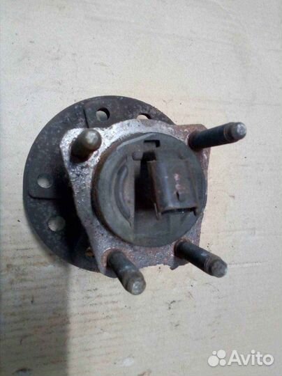 Ступица задняя Opel Zafira B 1.6 2008