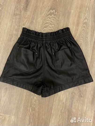 Шорты Zara