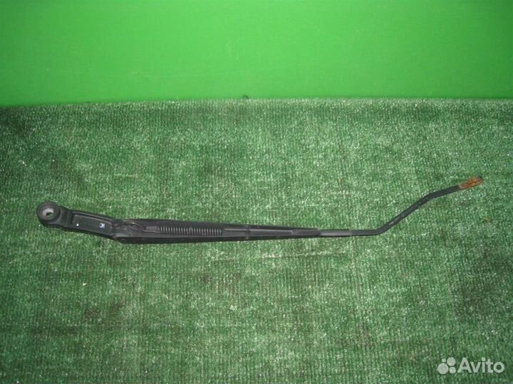 Поводок стеклоочистителя правый Chevrolet aveo T2
