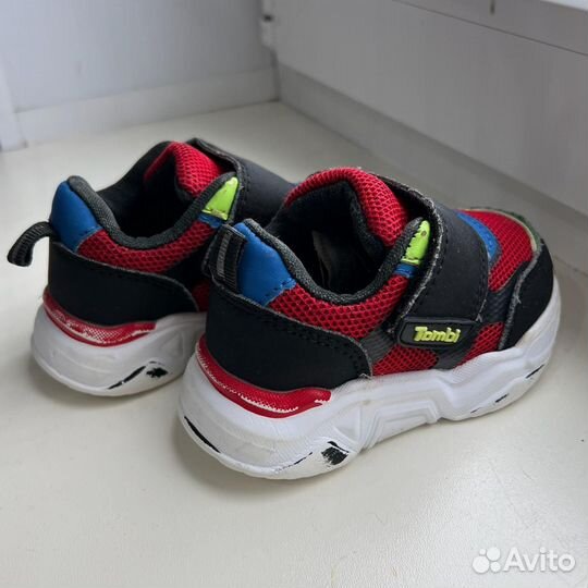Кроссовки детские 20 размер