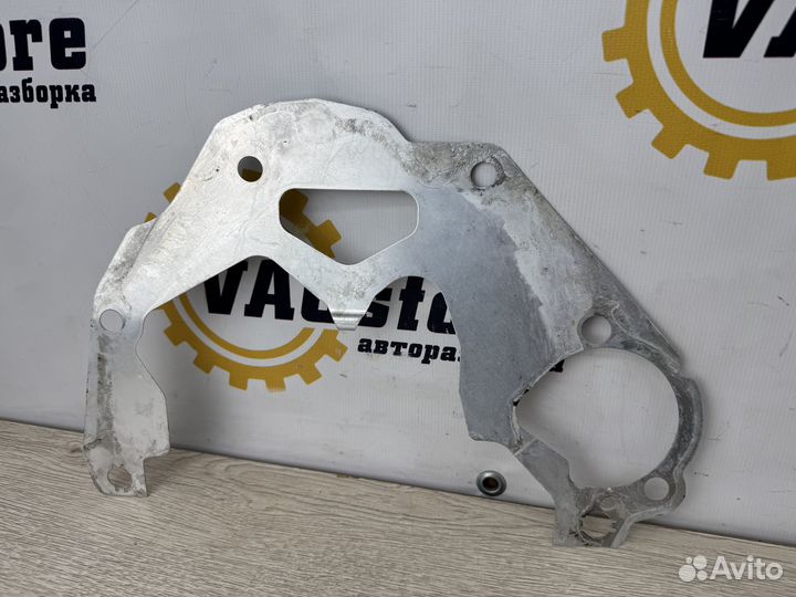 Пластина промежуточная Audi A4 B7 2006