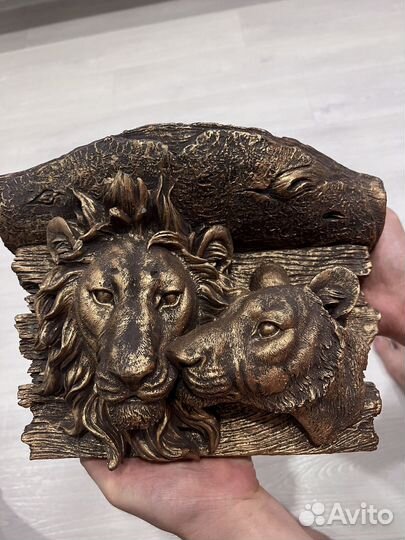 Продам барельеф новый