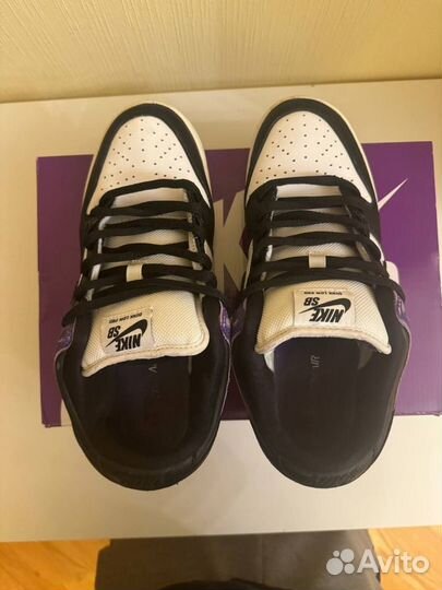 Nike dunk sb low court purple 9.5 us оригинал