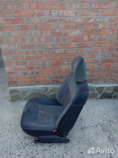 Сиденье рено меган
