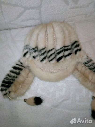 Теплая шапка