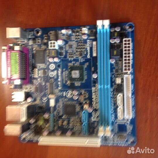 Материнские платы gigabyte GA-D525 TUD и PCI400-4