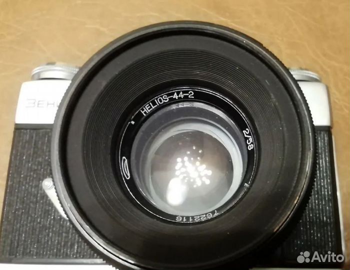 Пленочный фотоаппарат Зенит-Е