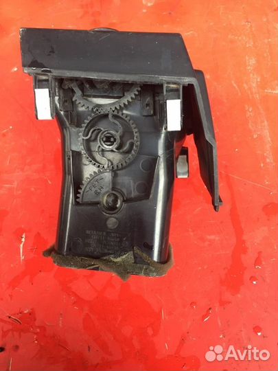 Дефлектор воздушный правый Toyota Camry XV40 2grfe