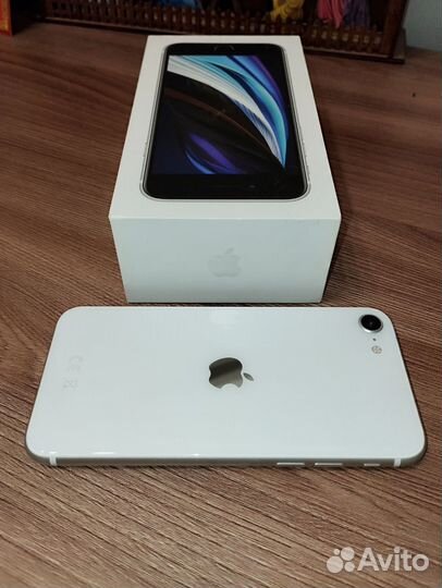 iPhone SE (2022), 128 ГБ