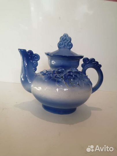 Чайник Гжель большой, заварочный с лепниной, СССР