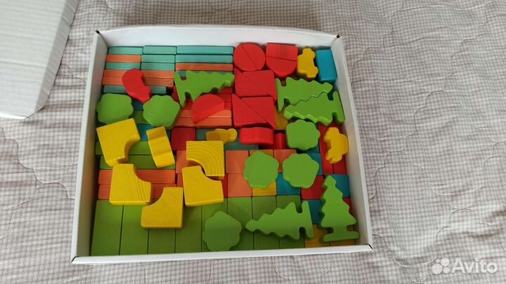 Деревянный конструктор томик