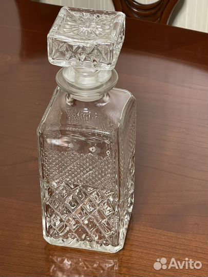 Графин хрустальный