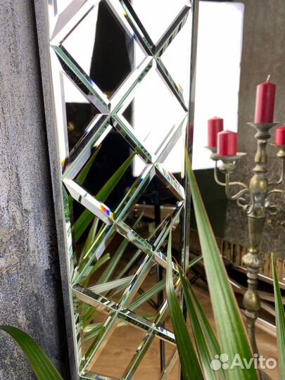 Зеркальное панно. Плитка с фацетом