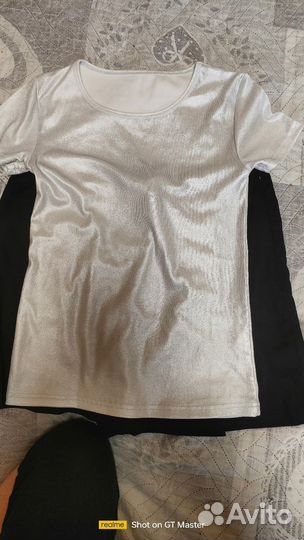 Футболка блестящая новая