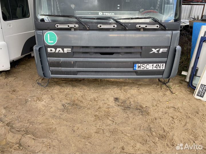 Капот DAF XF105 в сборе цвет серый белый с европей