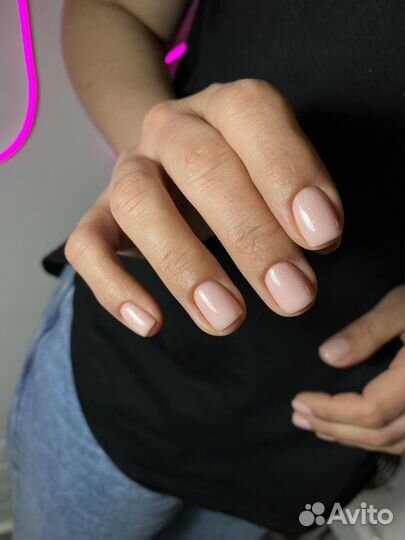 Маникюр и педикюр