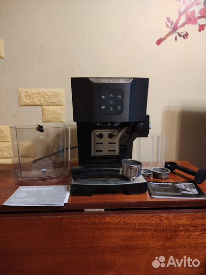 Кофеварка redmond RCM-1512