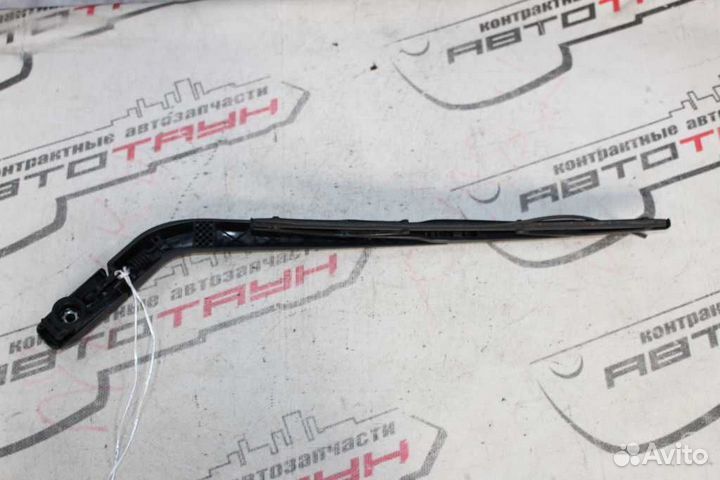 Дворник задней двери toyota passo KGC30 KGC35 NGC3