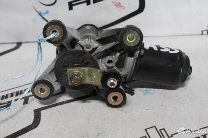 Мотор стеклоочистителя nissan cefiro A33 PA33