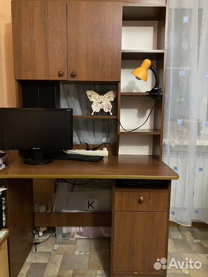 Компьютерный стол