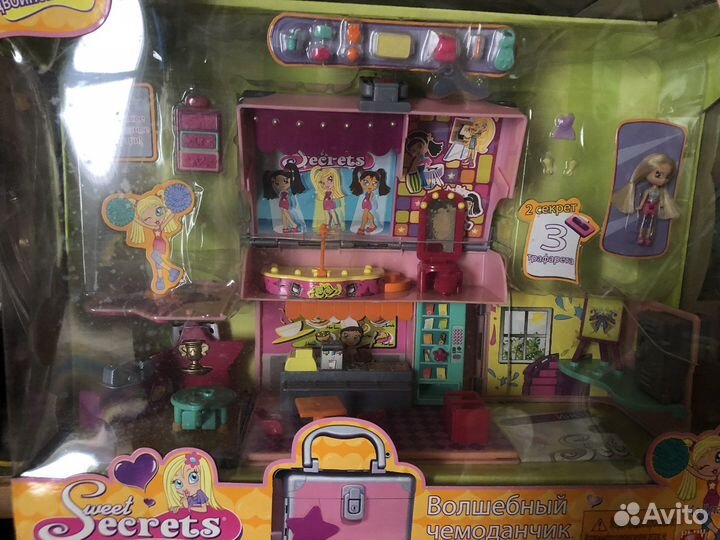 Кукла в коробке