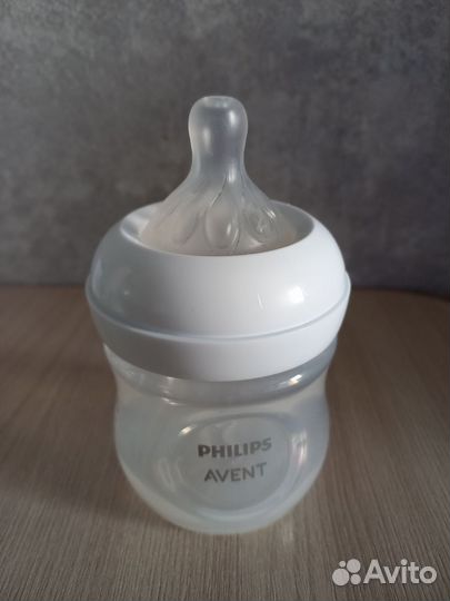 Бутылочка avent natural response 125мл