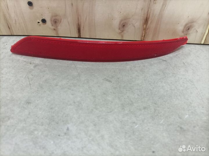 Отражатель правый Hyundai Elantra 2013-2016