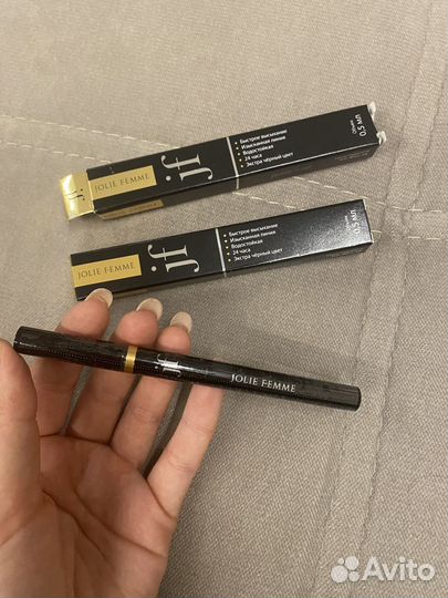 Жидкая подводка для глаз