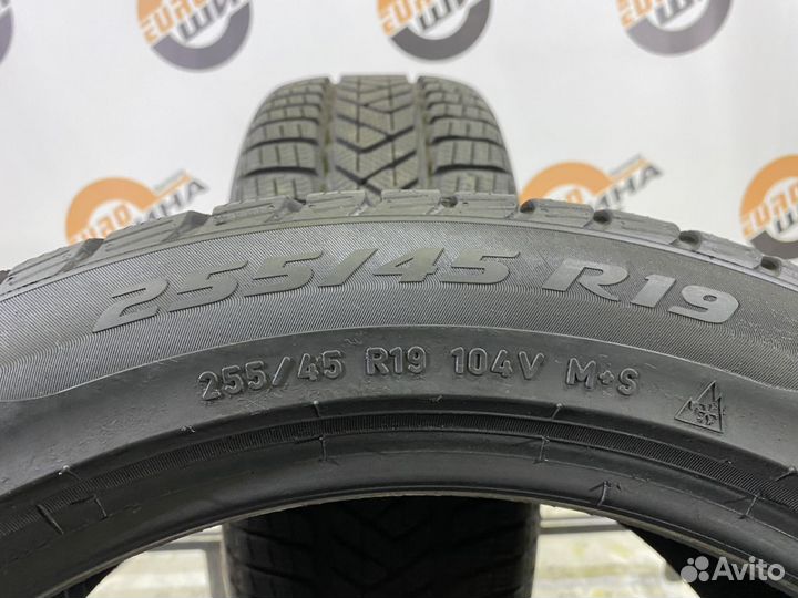 Pirelli Winter Sottozero 3 255/45 R19