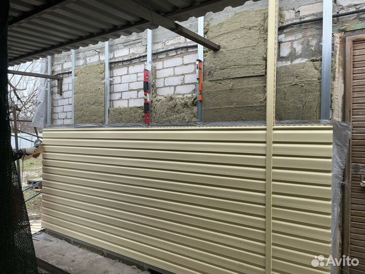 Бригада строителей