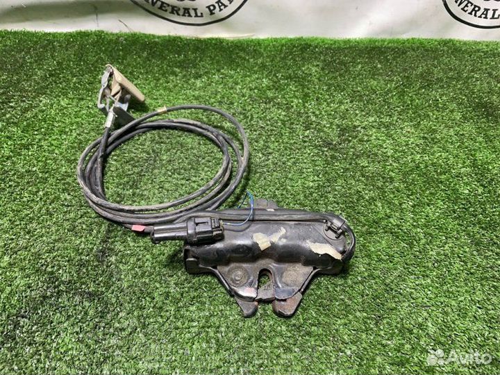 Замок капота Toyota Land Cruiser Cygnus UZJ100 2UZ