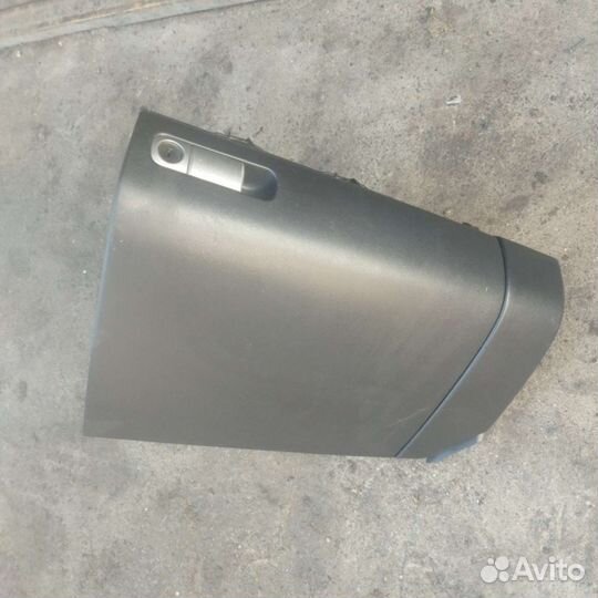 Бардачок Mazda 3 BK