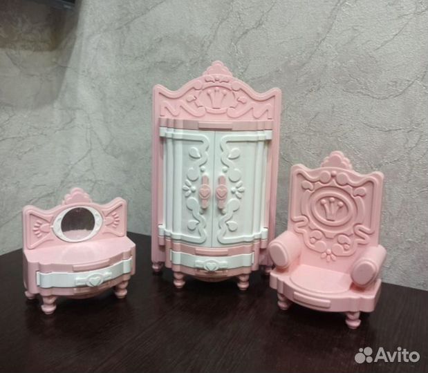 Детские мебель в кукольный домик
