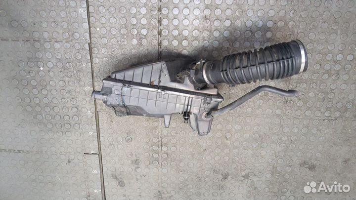 Корпус воздушного фильтра Ford Cougar, 1998