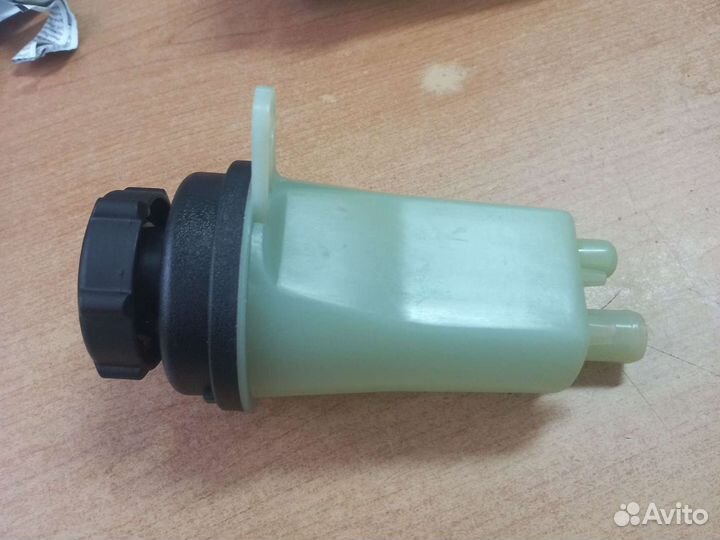 Бачок Гура Форд Фокус 3