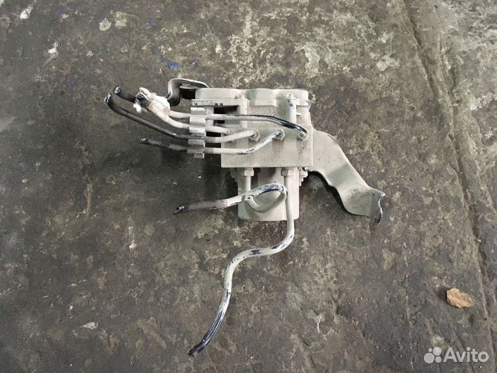 Блок ABS (насос) (Honda Civic)