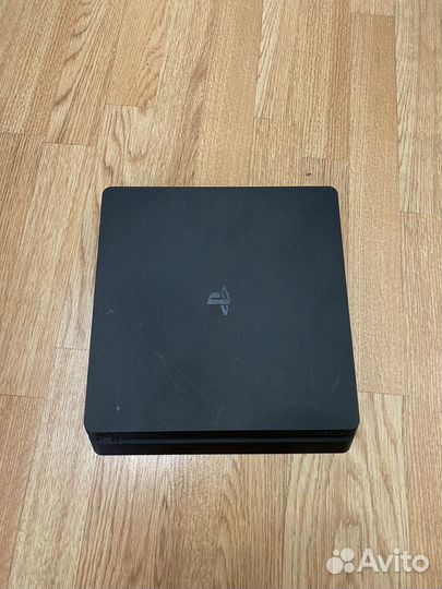 Sony playstation 4 slim