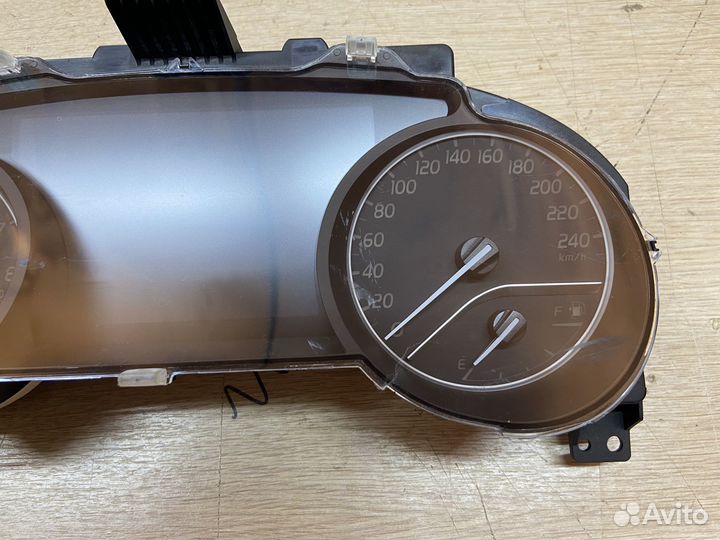 Щиток приборов Toyota Camry 75