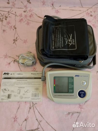 Цифровой измеритель артериального давления(Япония)