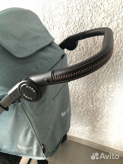 Коляска прогулочная Luxmom v1 всесезонная