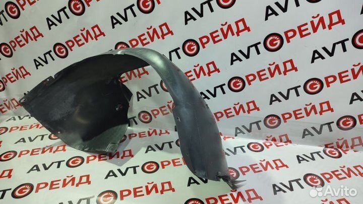 Подкрылок передний левый Volkswagen Golf Variant