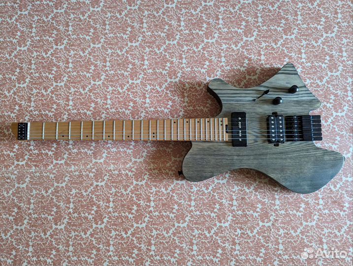 Безголовая электрогитара acepro