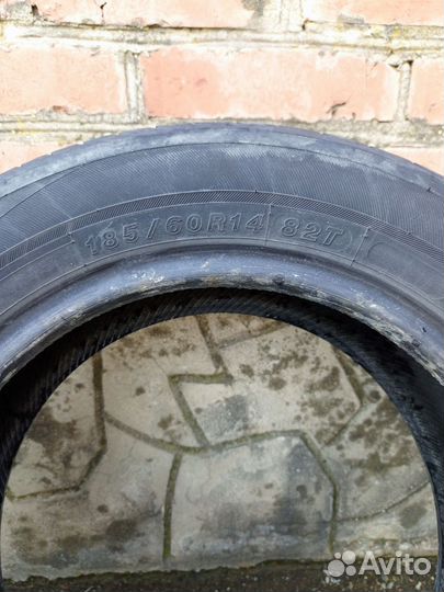 Yokohama BluEarth-A 185/60 R14 82T