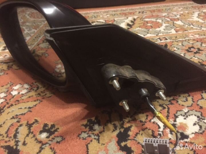 Боковое зеркало ниссан