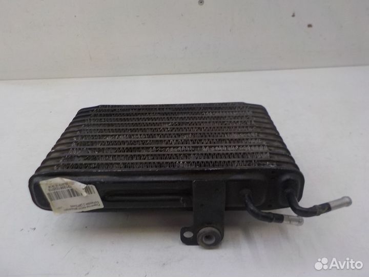 Радиатор масляный (двс, кпп, гур) на Mitsubishi Ou