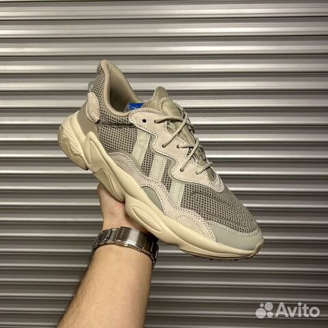 Кроссовки Adidas Ozweego